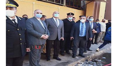 محافظ القاهرة يتفقد إطفاء حريق بجوار مخازن وزارة الصحة