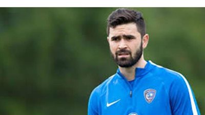 رسميا.. الهلال السعودي يعلن رحيل عمر خربين