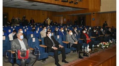 وزيرة الثقافة ومحافظ الشرقية يشهدان تخريج دفعة 