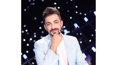 مذيع مصري بالتليفزيون الصيني يتصدر التريند ويحقق نصف مليار مشاهدة والسبب 