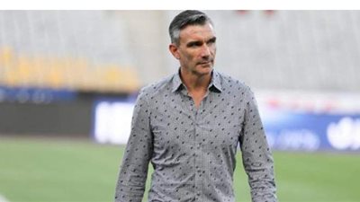 هل يتابع مباريات الزمالك؟.. كارتيرون يجيب