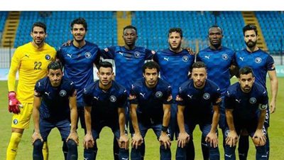 مدافع بيراميدز ينفي وجود خلافات بالفريق