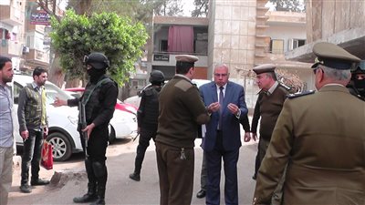 مدير أمن القليوبية يتفقد تأمين مجمع محاكم شبين القناطر (صور)