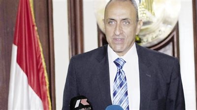 أبوحديد يلتقي السفير الفرنسي بالقاهرة لبحث سبل التعاون بين البلدين