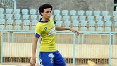 الإسماعيلي يمدد عقد محمد صادق 5 مواسم