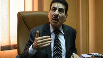 إسكندر: تقنين أوضاع 10 آلاف عامل مصرى بإيطاليا