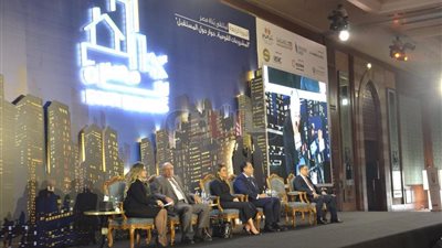 نائب العاصمة الإدارية: 400 شركة تنفذ مشروعات المدينة