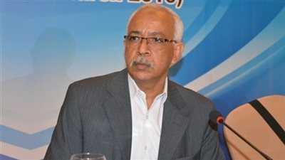 «الجمل»: عدم تشغيل القومية للأسمنت جريمة في حق البلد