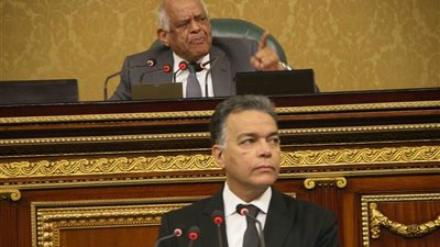 وزير النقل: جرارات السكة الحديد تعمل منذ حكومة مصطفى خليل في 1977