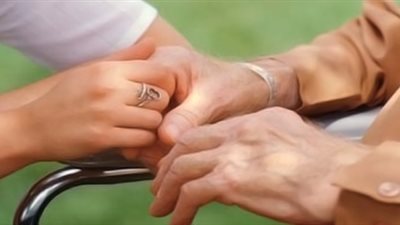 اليوم.. الاحتفال العالمى للمسنين لعام 2013