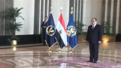 وزير الداخلية يشهد حفل تخرج دفعة استثنائية من الضباط المتخصصين