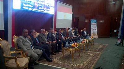 مدير التأمين الصحي بالقليوبية: «ليه كلمتي تيجي بعد كلمة رئيس شركة الصرف»