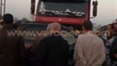 بالصور.. إصابة شخصين في حادث تصادم بالشرقية