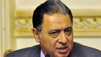 وزير الصحة يبحث مع وزراء المالية والتضامن والتخطيط قانون التأمين