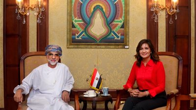 وزيرة الهجرة تشيد بجهود سلطنة عمان في تلبية احتياجات الجالية المصرية