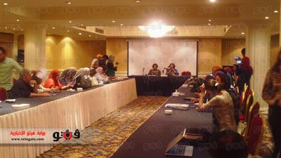 بالصور.. بدء المائدة المستديرة لـ