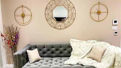 امرأة تبهر متابعيها بديكور شقتها الجديدة (صور)