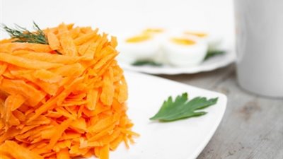 سلطة الجزر بالزعفران من مطبخ الشيف شربيني