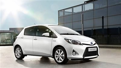 62 ألف جنيه جمارك السيارة «تويوتا ياريس» هاتشباك وارد الإمارات