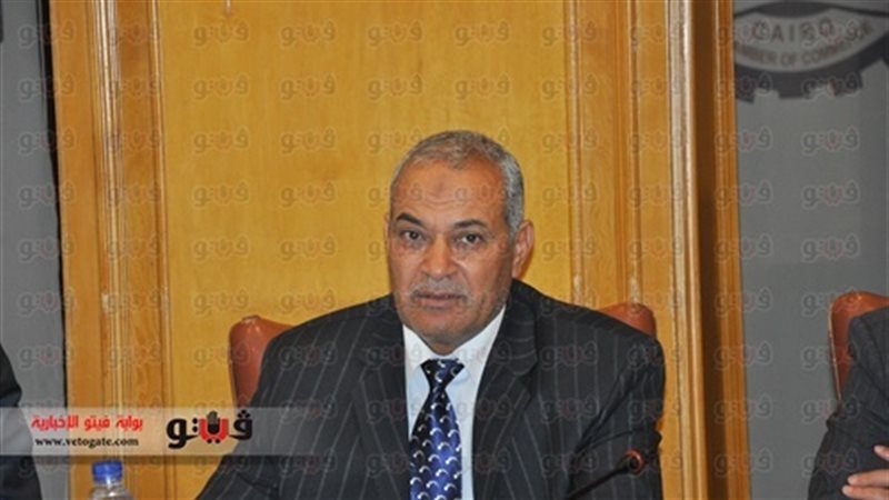  الدكتور عبد العزيز