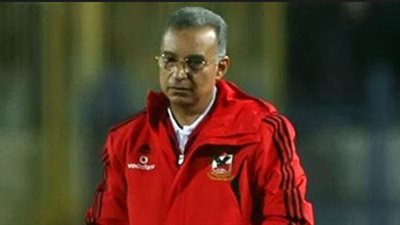 «زيزو» يحاضر نجوم الأهلي لإنهاء «عقدة» التعادلات