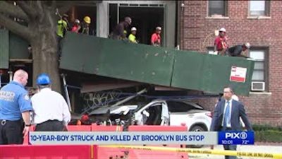 مصرع صبي في حادث دهس مأساوي (فيديو)