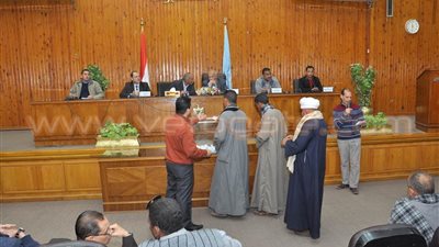 بالصور.. القرعة تختار 30 متقدما لتسيير سيرفيس بأسيوط الجديدة