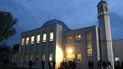 مجهولون يعتدون على مسجد في ألمانيا