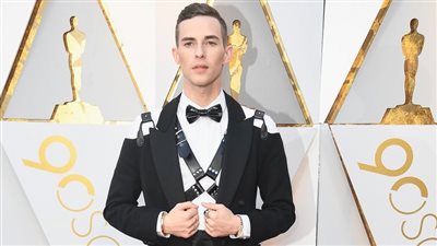 داني جلوفر وآدم ريبون يصلان إلى حفل الأوسكار (صور)