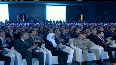 وصول رئيسي البرلمان والحكومة ووزير الدفاع إلى مؤتمر الشباب