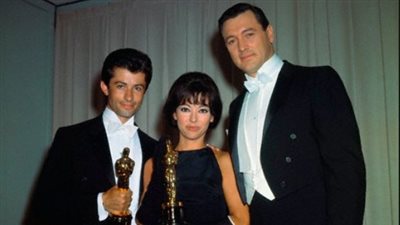 ريتا مورينو تعيد ارتداء فستانها من عام 1962 في الأوسكار