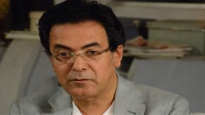 كواليس أول ليلة لـ «خيري رمضان» داخل حجز قسم بولاق أبو العلا.. صدمة من قرار النيابة بحبسه.. ترحيله بحراسة مشددة.. والإعلامي: أنا أكثر واحد وطني وبدافع عن الشرطة