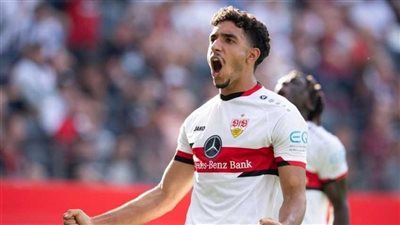 فولفسبورج يبدأ تجميد عمر مرموش بعد عروض دورتموند ومونشنجلادباخ وفرانكفورت 