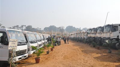 بالصور.. لأول مرة استخدام «gps» بسيارات هيئة النظافة في الجيزة