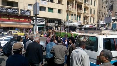 بالفيديو.. لحظة تشييع جثمان عبدالرحمن خير من مسجد السيدة زينب