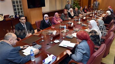 بالصور.. هيئة الاستثمار تكرم أربع مبادرات فائزة بالتطوير المؤسسى