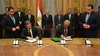 «العصار» يشهد توقيع اتفاقية تعاون مع مدينة زويل للعلوم (صور)