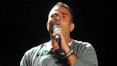 عمرو دياب يحيى حفلًا برأس السدر في أغسطس