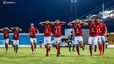نجوم الأهلي والناشئون يحتفلون بالفوز على طريقة مؤمن زكريا (صور)