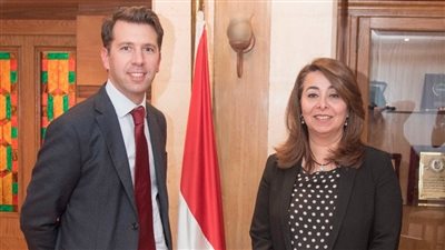 غادة والي تستقبل الرئيس التنفيذي الجديد لشركة فودافون