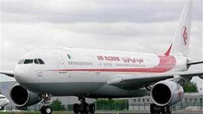 هبوط اضطراري لطائرة جزائرية قادمة من برشلونة بسبب الطقس