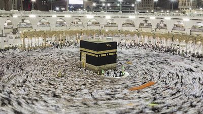 شركات السياحة تلجأ لحيلة جديدة لتخفيض أسعار برامج العمرة