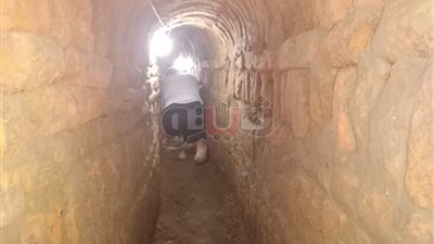 الصور الأولى للعثور على معبد بطلمي داخل منزل موجه بالتعليم في سوهاج