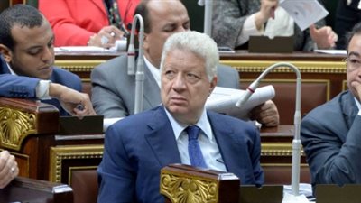 مرتضى منصور يوافق على مقترح الحكومة لحل أزمة الزمالك