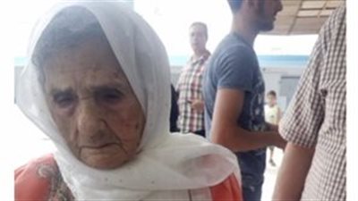 كبار السن والمعاقون يتصدرون مشهد الانتخابات التونسية (صور)