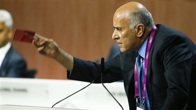 فلسطين تعلن منح صوتها في انتخابات الـ«فيفا» لـ«الأمير علي»