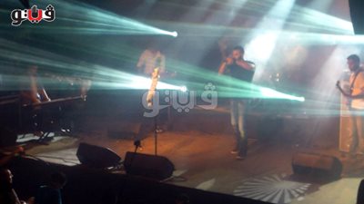 بالفيديو.. زاب ثروت يغني 