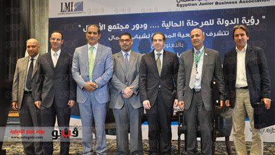 بالفيديو والصور.. مصطفى حجازي يلتقي  شباب 