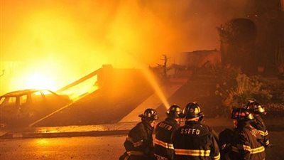 حريق بمحول الكهرباء يتسبب فى انقطاع التيار عن منطقة وسط الكونغو