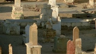 بالفيديو.. «سكان المقابر»: ننتظر الحل